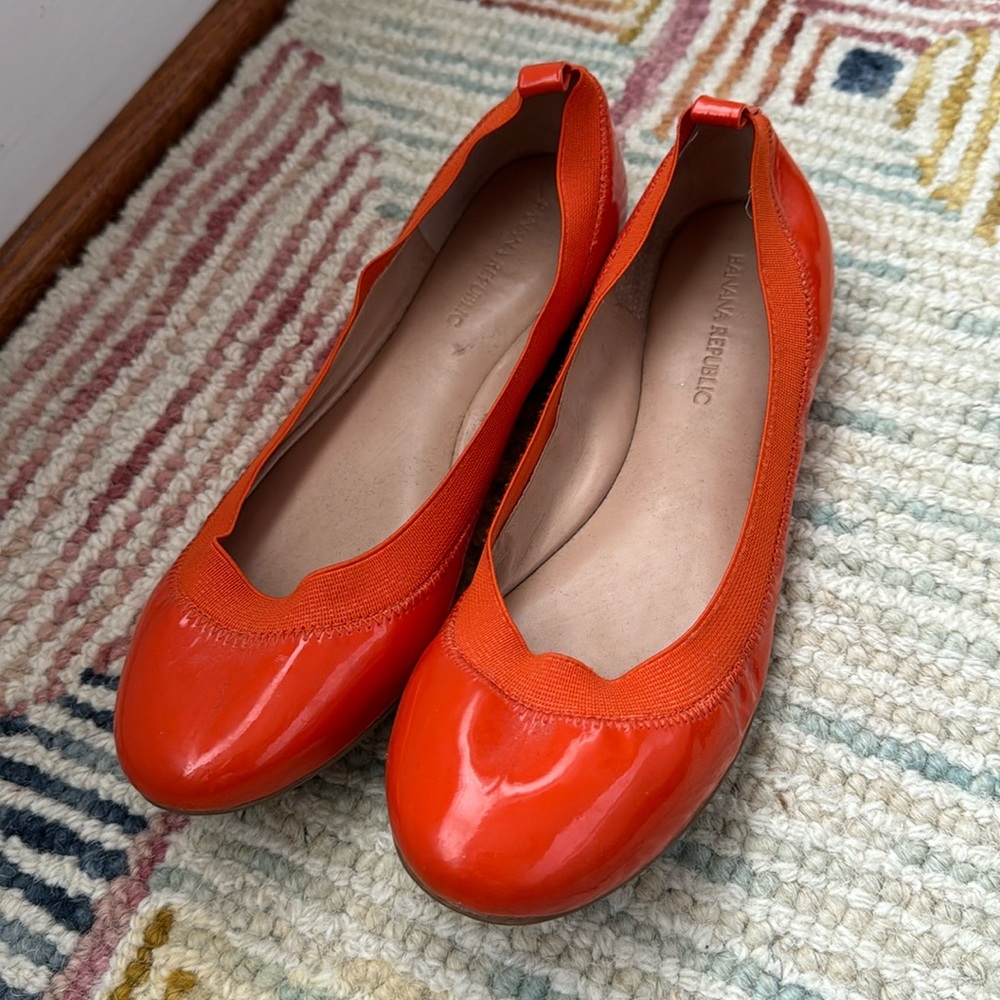 Banana republic orange leather flats 7/37